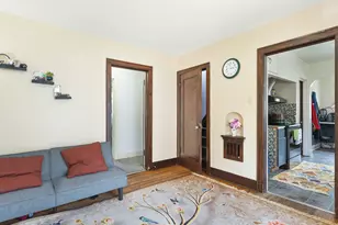 1247 W Logan St, Freeport, IL 61032 - Photo 8