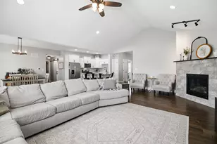 2254 Trappers Ln, Bourbonnais, IL 60914 - Photo 6