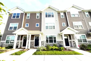 1442 Yosemite Wy, Pingree Grove, IL 60140 - Photo 1