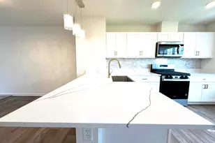 1442 Yosemite Wy, Pingree Grove, IL 60140 - Photo 6
