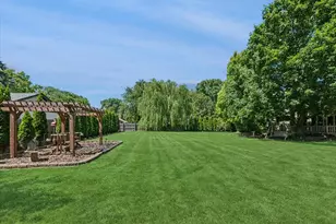 11S514 Webster Ln, Naperville, IL 60564 - Photo 6