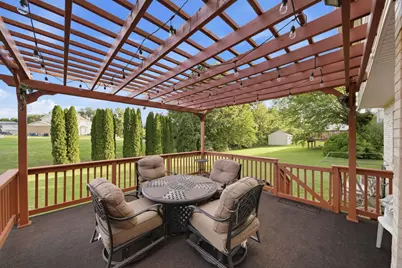 1249 W Parliament Street, Crete, IL 60417 - Photo 40