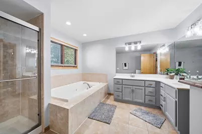 1249 W Parliament Street, Crete, IL 60417 - Photo 12