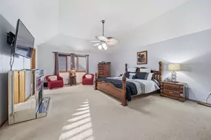 1249 W Parliament St, Crete, IL 60417 - Photo 10