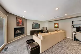 303 Charal Ln, Highland Park, IL 60035 - Photo 8
