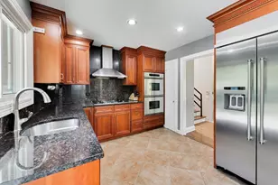 303 Charal Ln, Highland Park, IL 60035 - Photo 6