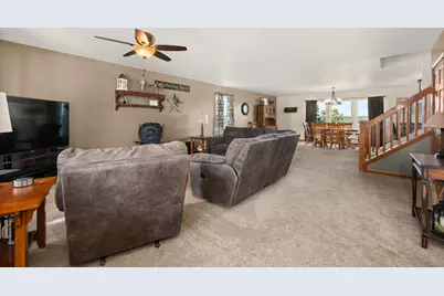103 Evergreen Drive, Kirkland, IL 60146 - Photo 6