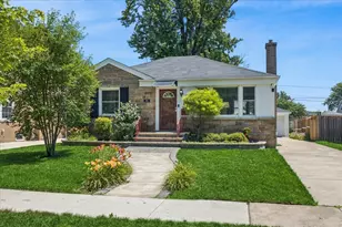 1871 Hawthorne Ave, Westchester, IL 60154 - Photo 1