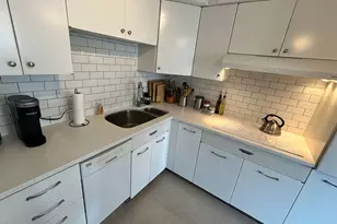 5757 N Sheridan Rd, Chicago, IL 60640 - Photo 10