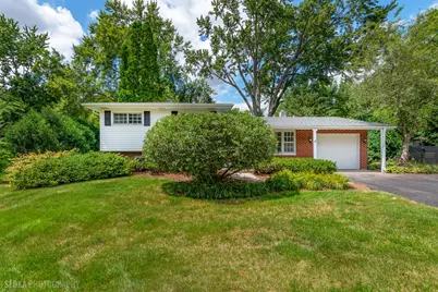 320 Deveron Circle, Cary, IL 60013 - Photo 2