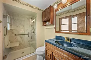 8535 Harvest Ln, Darien, IL 60561 - Photo 16