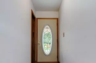 2707 Karen Dr, Rockford, IL 61101 - Photo 2