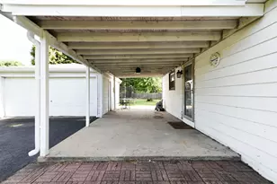 35211 N Edgewater Ln, Ingleside, IL 60041 - Photo 6