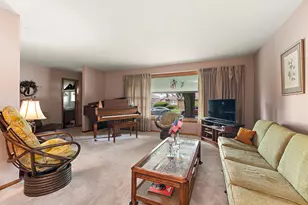 14401 S Hoxie Ave, Burnham, IL 60633 - Photo 4