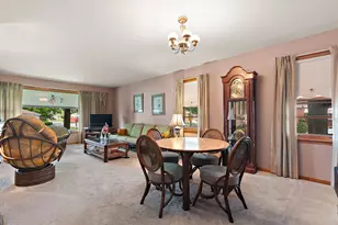 14401 S Hoxie Ave, Burnham, IL 60633 - Photo 8