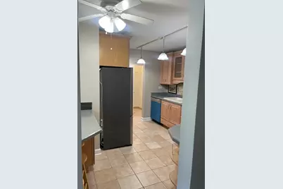 1405 E Central Road #201A, Arlington Heights, IL 60005 - Photo 8