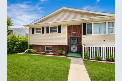 2631 Kennedy Drive, North Chicago, IL 60064 - Photo 1