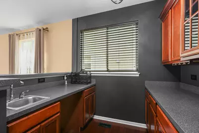 239 Pawtucket Avenue, Elgin, IL 60124 - Photo 20