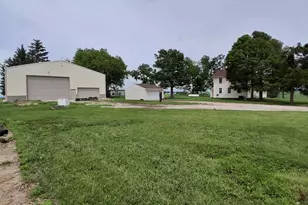 21980 N 800th Ave, Kewanee, IL 61443 - Photo 8