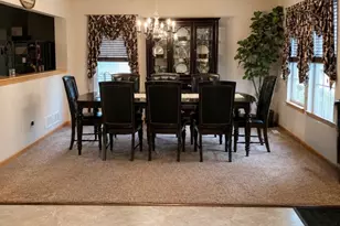 720 Ridge Dr, Marengo, IL 60152 - Photo 4