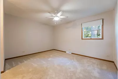 2516 Red Oak Trail, Crest Hill, IL 60403 - Photo 12