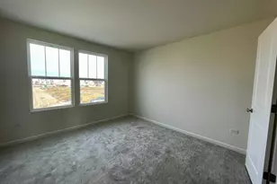 2243 Horseshoe Cir, Naperville, IL 60564 - Photo 8
