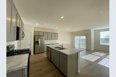 2243 Horseshoe Circle #2243, Naperville, IL 60564 - Photo 2