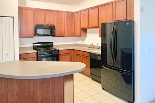 786 Four Seasons Blvd, Aurora, IL 60504 - Photo 4