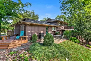 3 Regent Ct, Champaign, IL 61820 - Photo 4