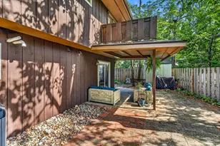3 Regent Ct, Champaign, IL 61820 - Photo 6