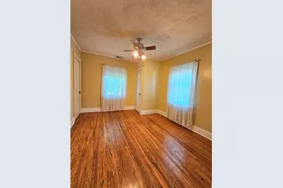 186 N Du Bois Avenue, Elgin, IL 60123 - Photo 40