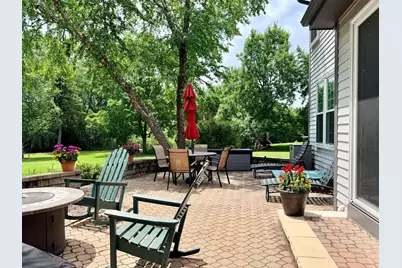 14335 Spring Meadow Court, Libertyville, IL 60048 - Photo 8