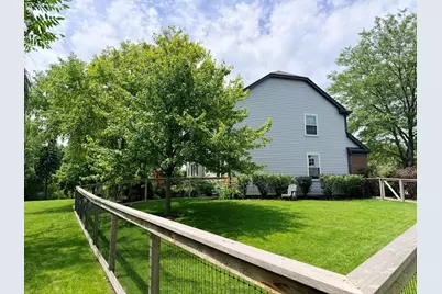 14335 Spring Meadow Court, Libertyville, IL 60048 - Photo 6