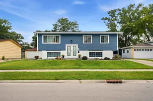 216 Lee St, Park Forest, IL 60466 - Photo 2