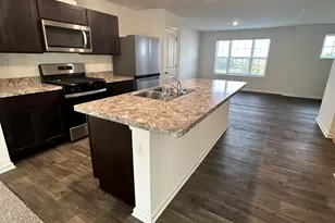 1534 Yosemite Wy, Pingree Grove, IL 60140 - Photo 2