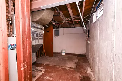 629 S Fulton Avenue, Waukegan, IL 60085 - Photo 16