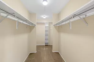 100 Superior Ct, Schaumburg, IL 60193 - Photo 16