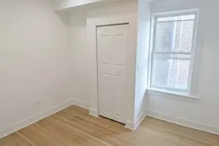 1945 W Augusta Ave, Chicago, IL 60622 - Photo 4