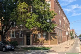 1945 W Augusta Ave, Chicago, IL 60622 - Photo 1