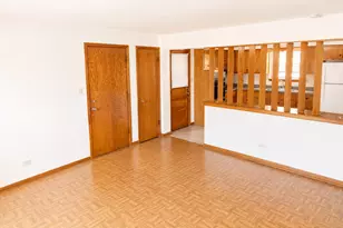 7560 Waukegan Rd, Niles, IL 60714 - Photo 2