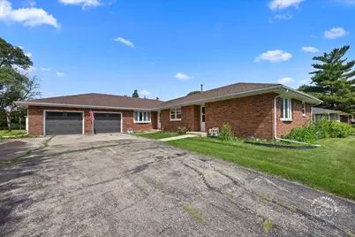 1201 Johnston Drive, Aurora, IL 60506 - Photo 2