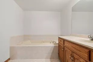 18431 Pine Cone Dr, Tinley Park, IL 60477 - Photo 12