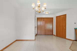 18431 Pine Cone Dr, Tinley Park, IL 60477 - Photo 8