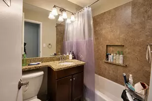 1455 N Sandburg Terrace, Chicago, IL 60610 - Photo 10