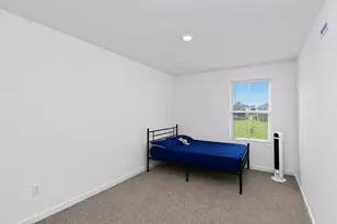 101 Fieldcrest Ave, Hampshire, IL 60140 - Photo 16