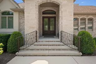 335 Edgewater Dr, Morris, IL 60450 - Photo 4