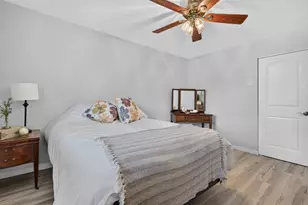 881 Heatherbrook Ct, Wheaton, IL 60189 - Photo 16