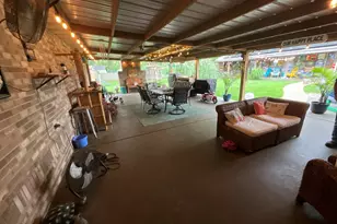 303 S Merritt St, Odin, IL 62870 - Photo 18