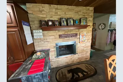 303 S Merritt Street, Odin, IL 62870 - Photo 2