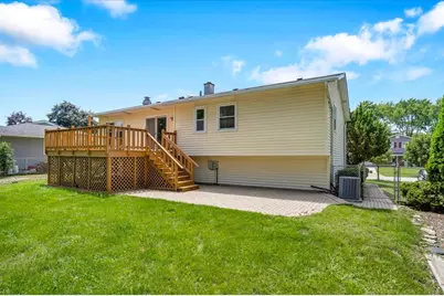 4255 Dixon Drive, Hoffman Estates, IL 60192 - Photo 38